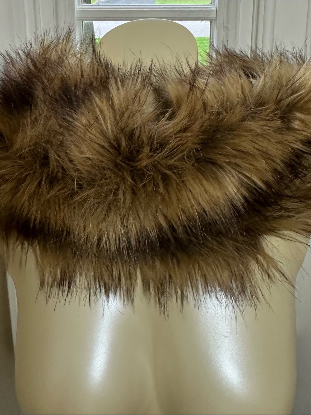 LOFT Brown Faux Fur Pull Through Neck Warmer Scarf